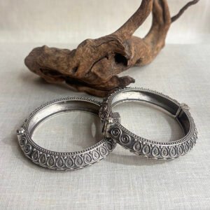 Antique teardrop silver kada