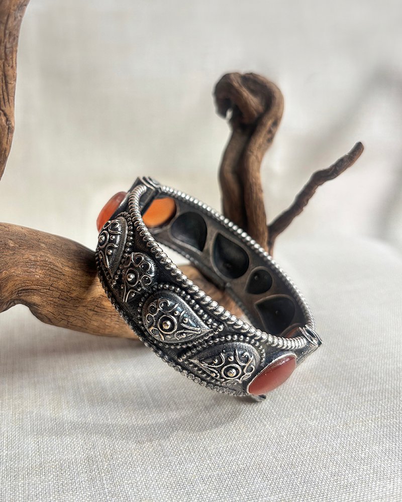 Orange stone kada single piece - Image 3