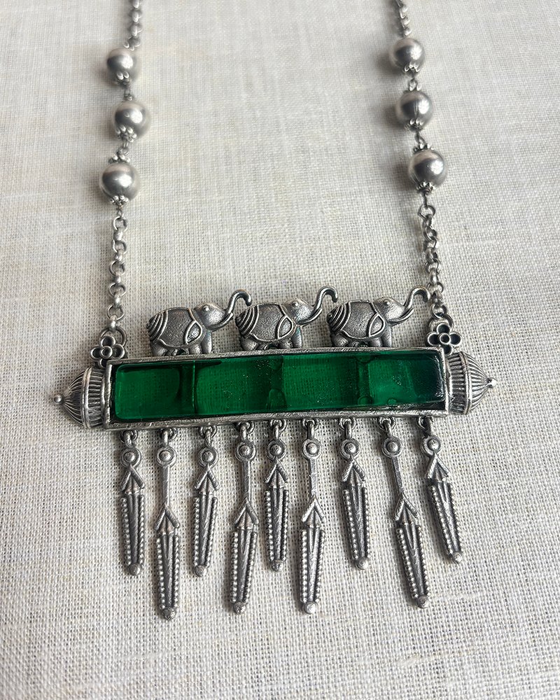 Tribal green emerald Silver set - Image 2