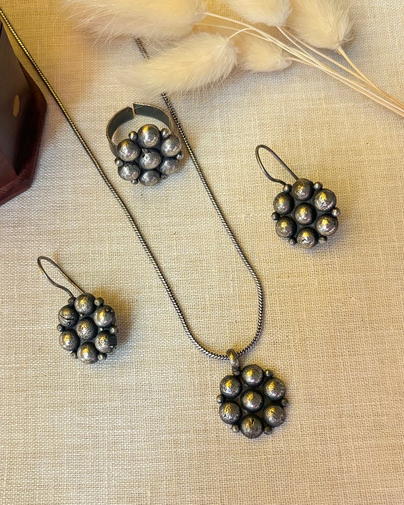 Silver Cluster Jewel Set