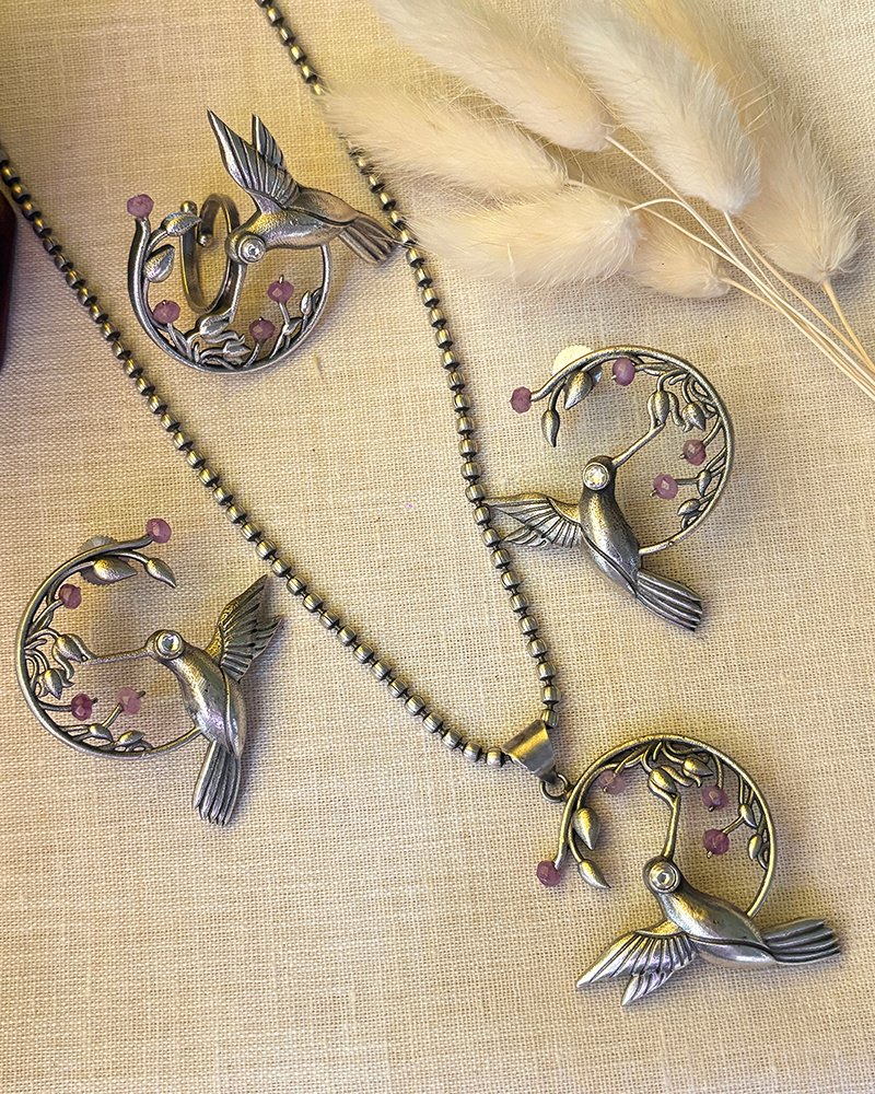 Hummingbird Necklace Set