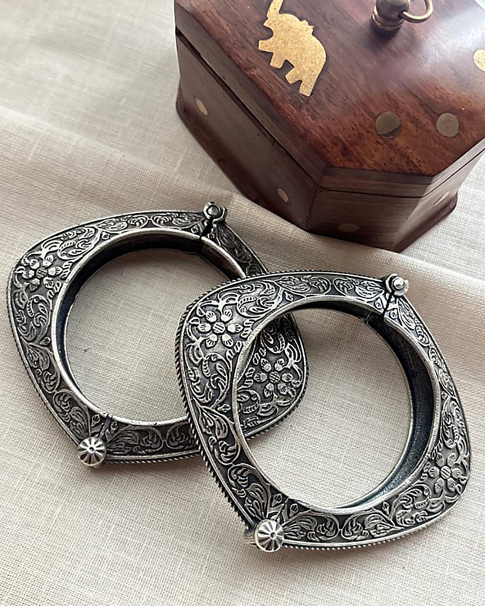 Phool Bagh Kadas single piece