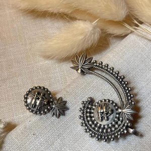 Anek Asymmetric Ear Set