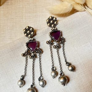 Gulabi Raatrani Ball Drops